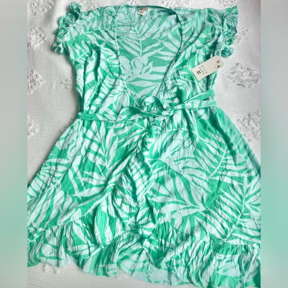 Billabong Wrap Women’s Mini Dress Tropical Teal Green Palm Leaves Print - Picture 2 of 5
